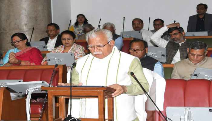 State government will give cheap land to Manohar Lal Khattar