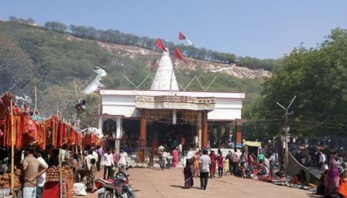 khatri-mountain-maa-vindyavasini-temple