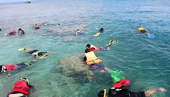 indonesia-speedboat-submerged