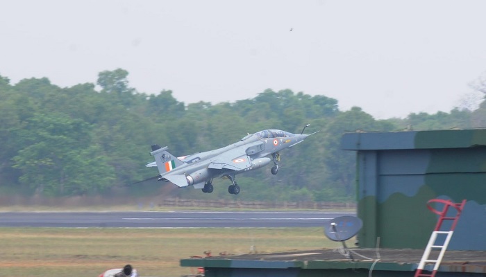 ndo-US fighter aircraft roared in the sky of Bengal China alert
