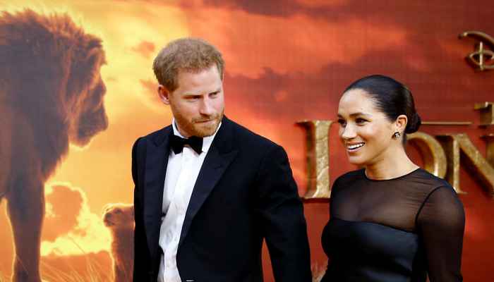 prince-harry-survived-an-accident-like-mother-paparazi