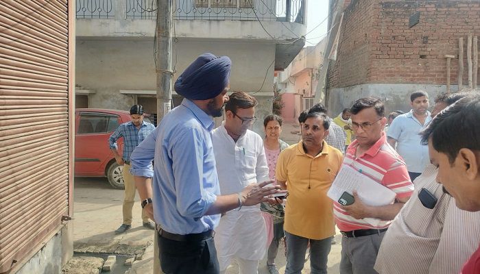 Suspicion on cleaning of drains in the city before rain
