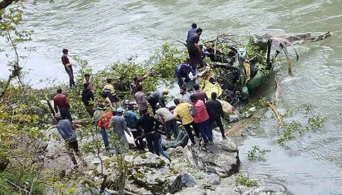 army-helicopter-crash- in-Kishtwar
