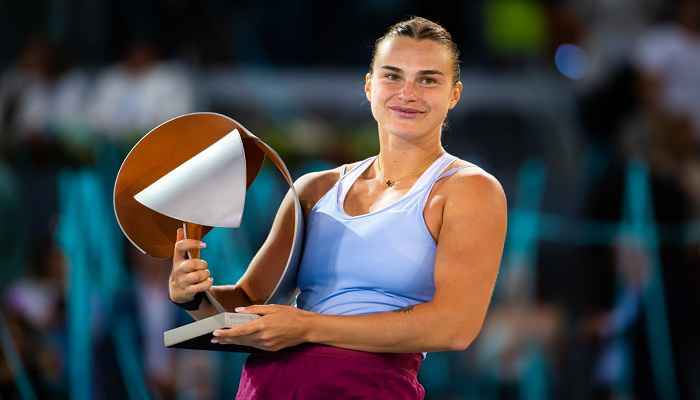 Sabalenka beats Iga Swiatek