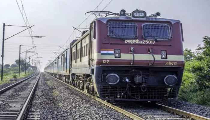 special-train-will-run -between-visakhapatnam-and-pandit-deen-dayal-upadhyay