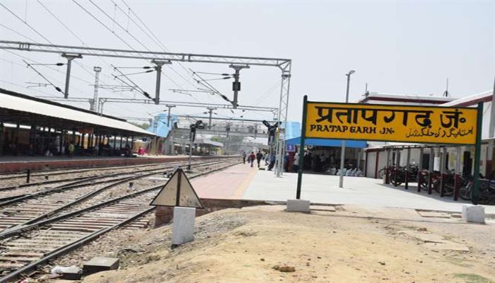 pratapgarh-railway-station