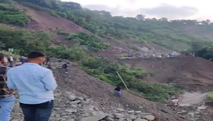 shimla-chandigarh-road-landslide