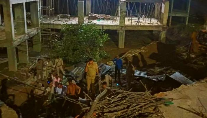 Lucknow-construction-apartment-collapsed