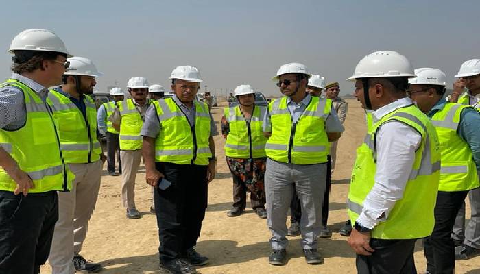 

70 percent work running Jewar Airport completed Chief Secretary inspected