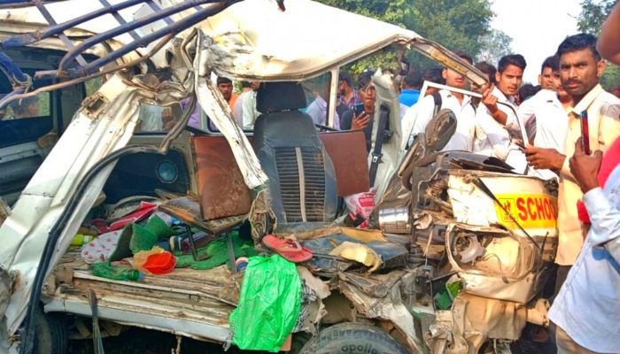 Badaun-Road-Accident