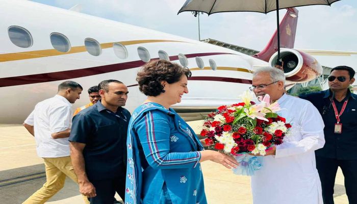 priyanka-gandhi-in-cg