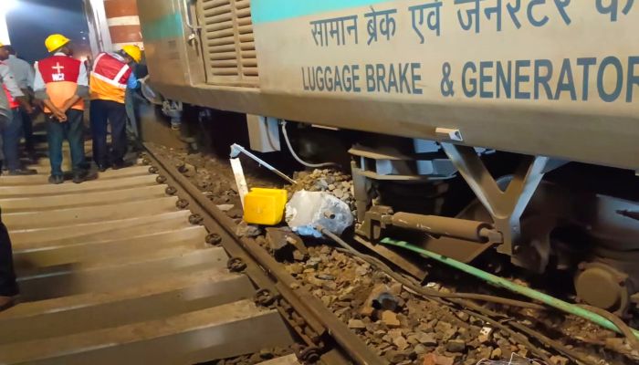 Prayagraj-Train-Accident