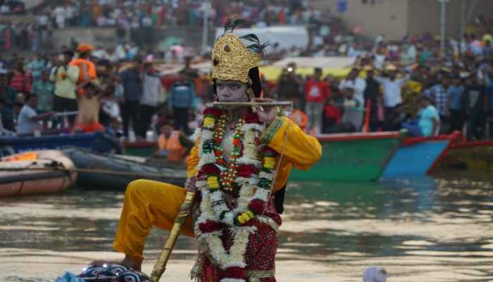 famous-nag-nathaiya-baal lila-of-tulsighat