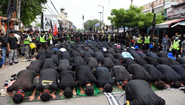 occupy-the-roads-in-the-name-of-namaz