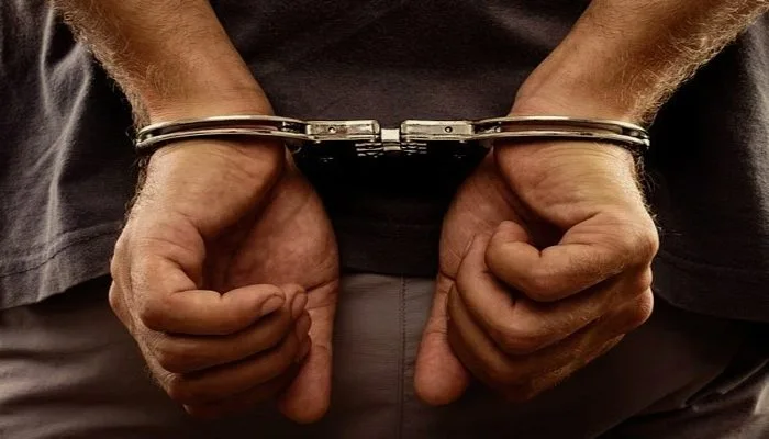 carrying-reward-of10-lakh-arrested-in-jharkhand