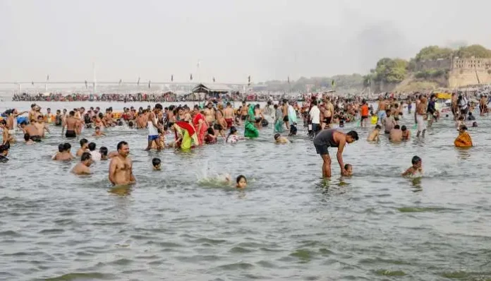 friends-drowned-while-bathing-in-ganga