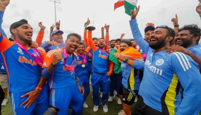 team-India-stuck-in-barbados