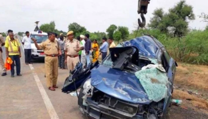 agra-lko-expressway-accident