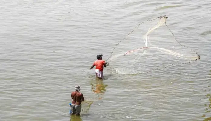 cm-yogi-government-started-aeration-system-for-intensive-fish farming