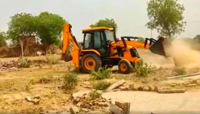 mirzapur-buldozer-action