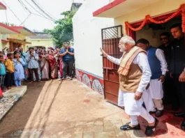 pm-modi-handed-over-keys