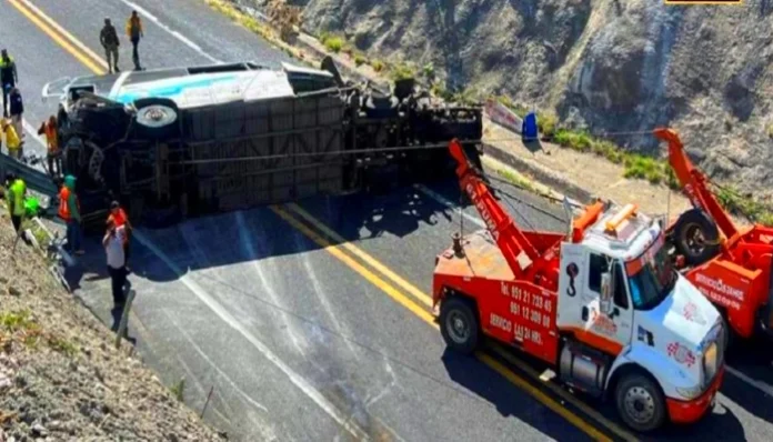 mexico-city-road-accident