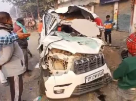 amethi-accident-scorpio-full-of-wedding-party-collides-with-truck-