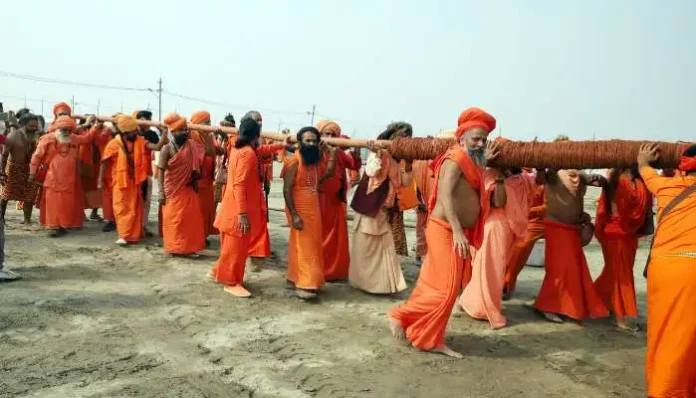 modi-arrival-in-maha-kumbh-2025