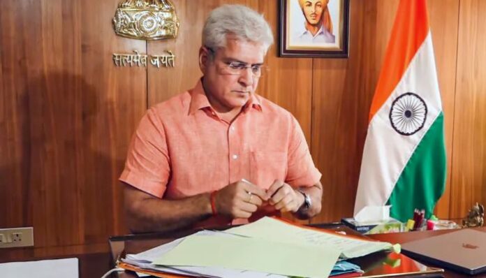 kailash gahlot Resign