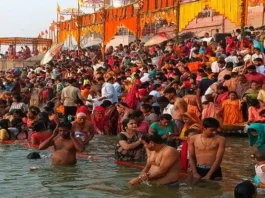 kartik-purnima-ganga-snan.