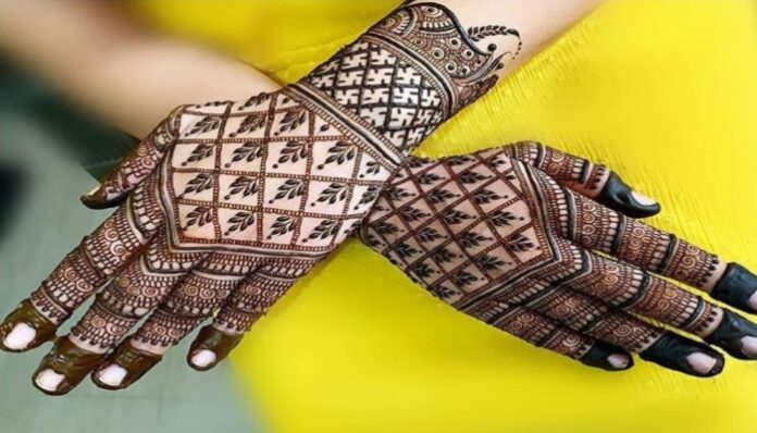 Simple Mehndi Designs