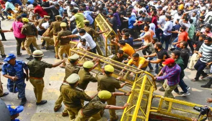 prayagraj-UPPSC-Protest