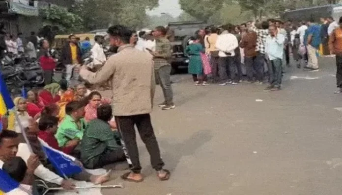 anti-social-elements-broke-ambedkar-statue