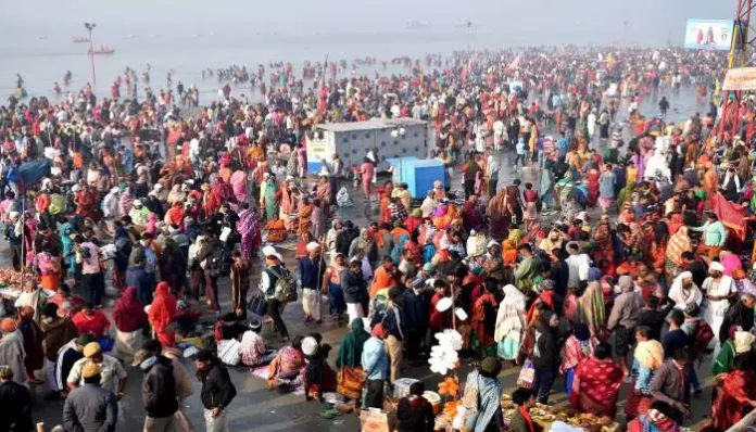 gangasagar-group-of-saints-and-sages-started-reaching-kolkata