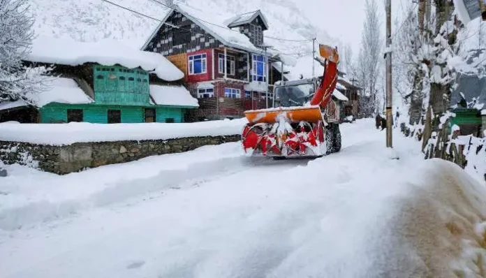 himachal-pradesh-snowfall-and-cold-wave-wreak-havoc