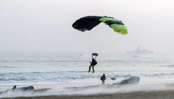 commandos-clashed-mid-air-during-operation-demo